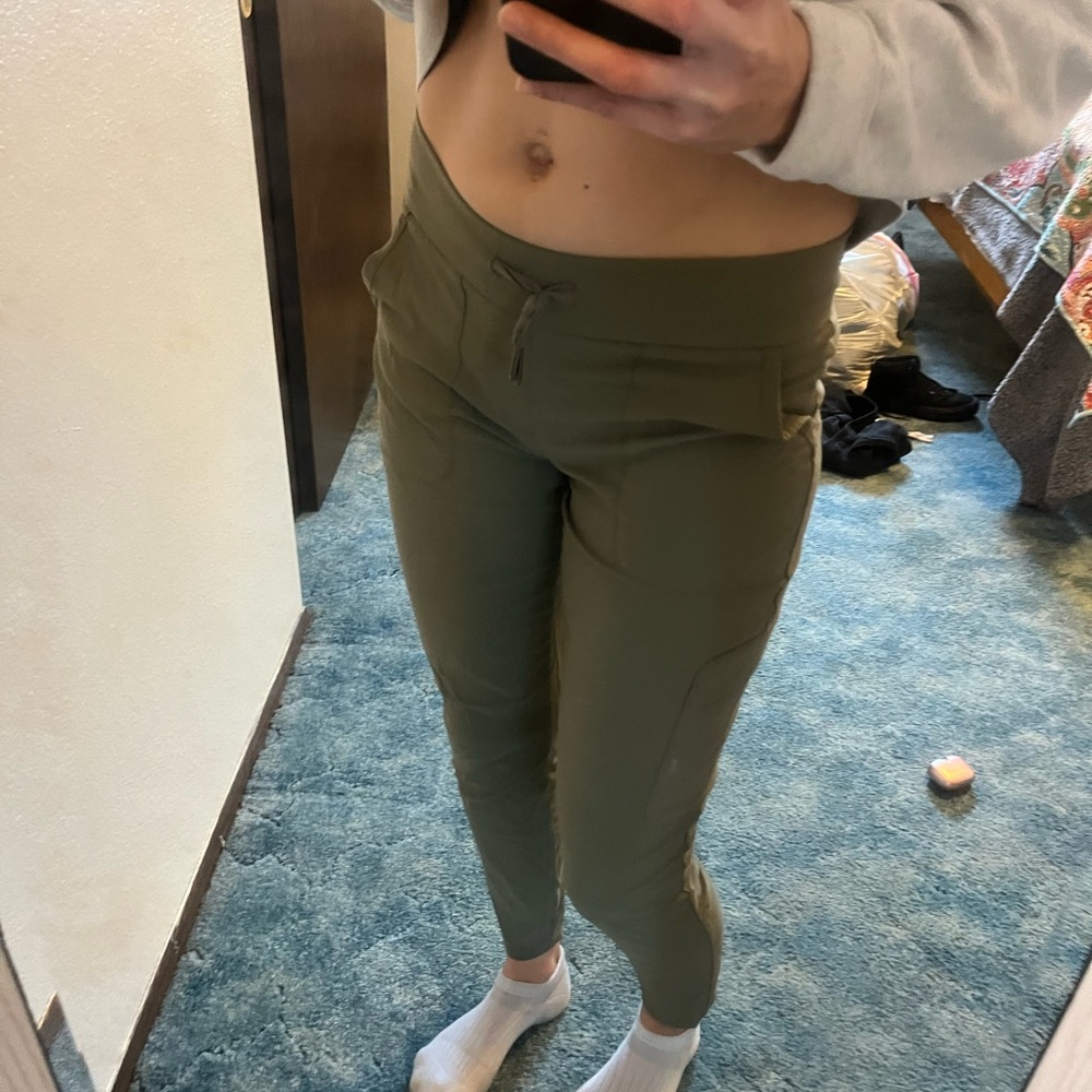 Columbia Olive Green Skinny Pants